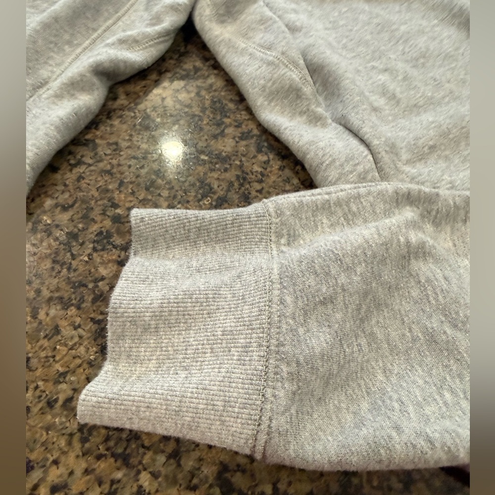 Mens athletic jogger fleece sweatpants. Size M Brushed fleece, light gray color - Picture 4 of 6